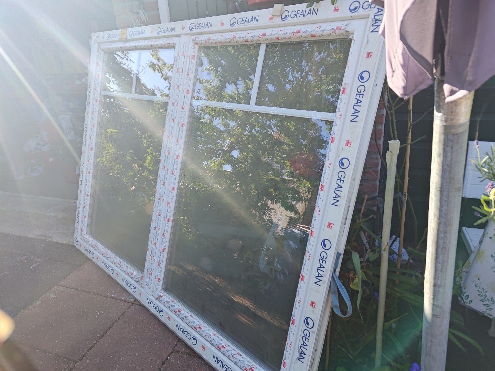 Gealan kunststof kozijnen met dubbelglas ramen, Ophalen, Gevelraam of Ruit, 120 tot 160 cm, Zo goed als nieuw