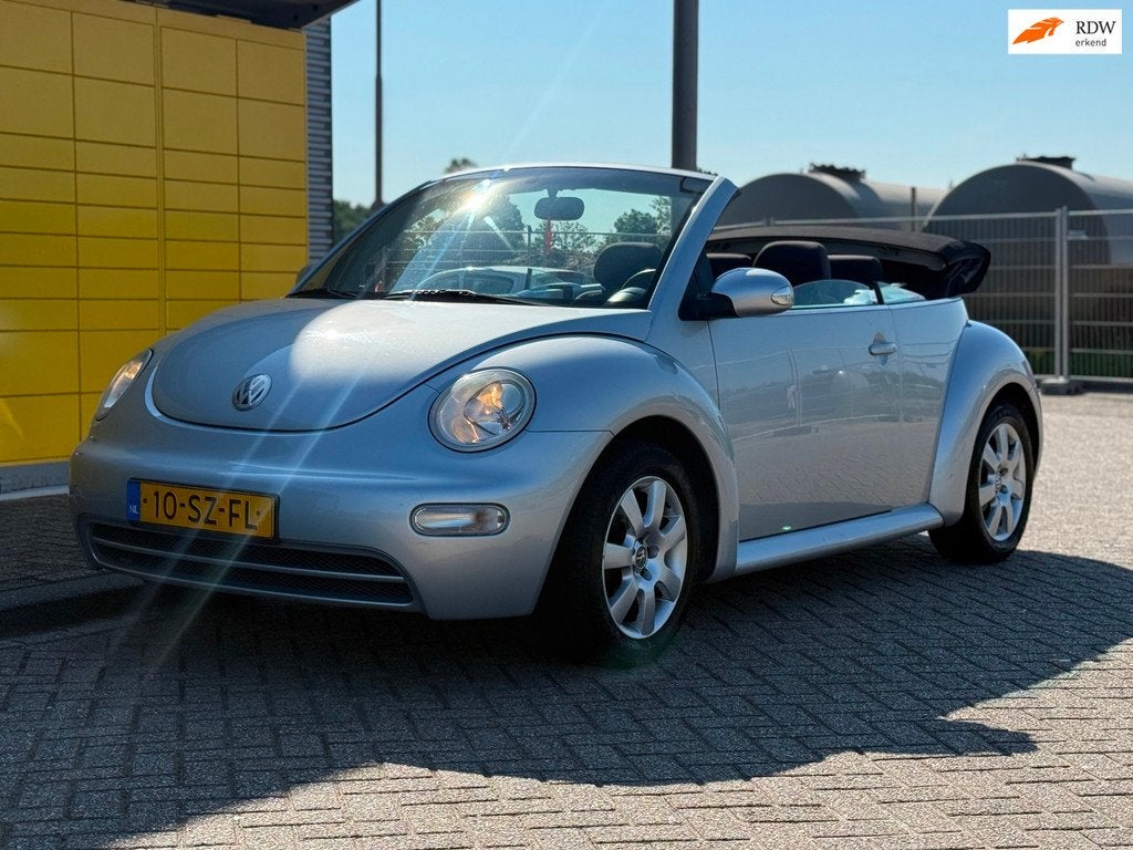 Volkswagen Beetle 1.6 Highline Cabriolet AIRCO LM-Velgen Net, Auto's, Volkswagen, Voorwielaandrijving, Euro 5, Stof, Gebruikt