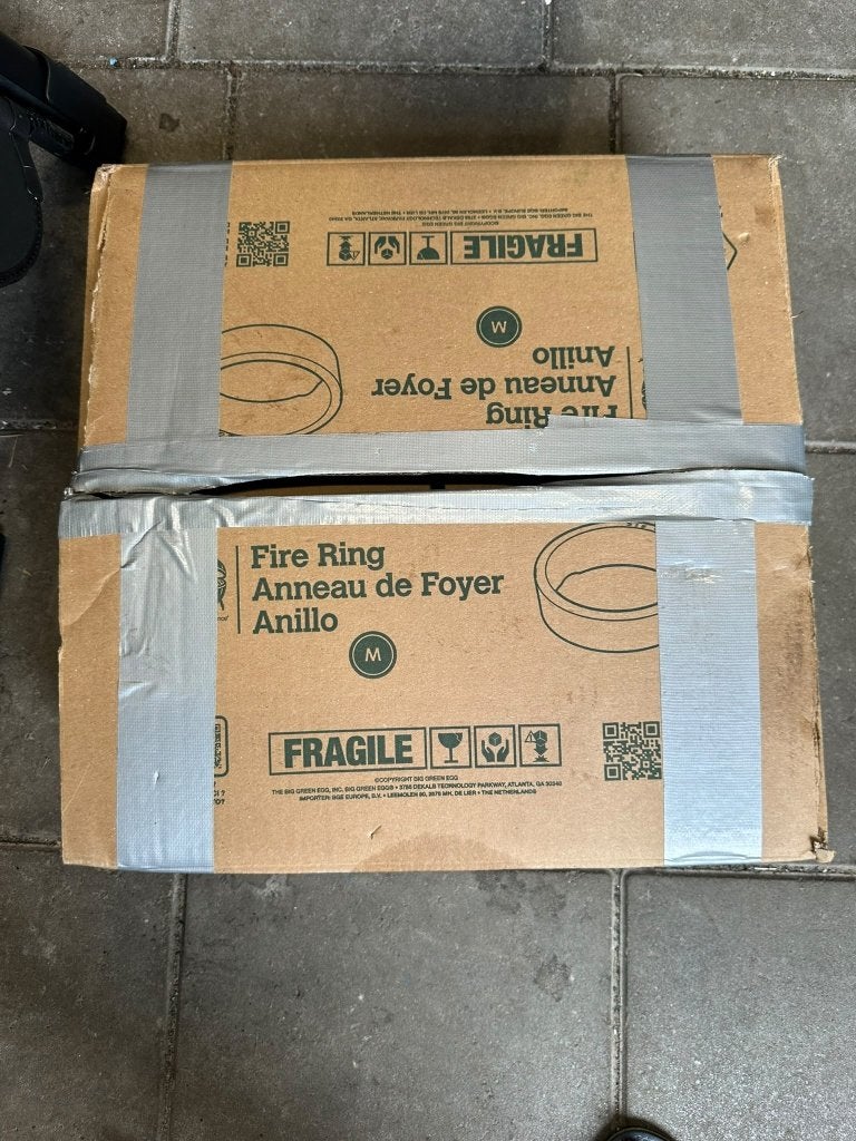 Gebroken Fire Ring Medium - Big Green Egg, Ophalen, Gebruikt, Big Green Egg