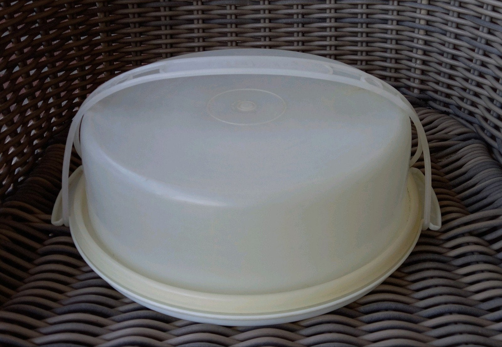 Tupperware taartschaal (taartdoos, gebak bewaarbak), Huis en Inrichting, Keuken | Tupperware, Ophalen of Verzenden, Gebruikt, Bewaardoos