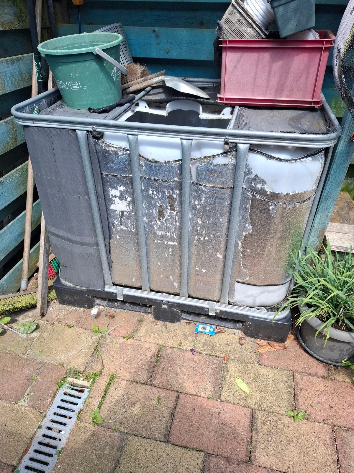 IBC Watertank 600L - Ideaal voor regenwateropvang, Tuin en Terras, 150 liter of meer, Ophalen, Gebruikt, Kunststof