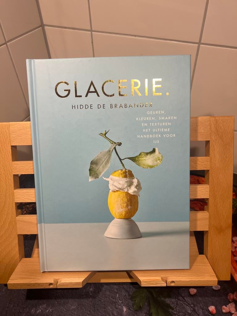 Glacerie: Het Ultieme Handboek voor IJs - Hidde de Brabander, Boeken, Ophalen of Verzenden, Zo goed als nieuw, Europa, Taart, Gebak en Desserts