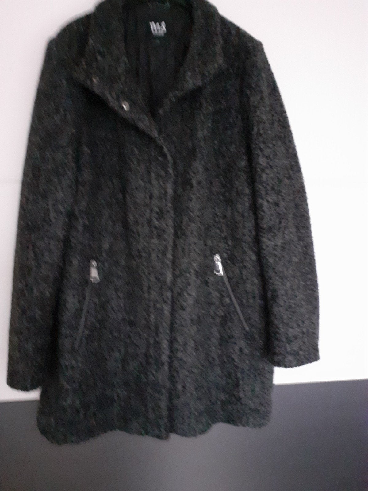 prachtige zgan winterjas maat  50 zwart/grijs gemêleerd, Kleding | Dames, Jassen | Winter, Ophalen of Verzenden, Zo goed als nieuw