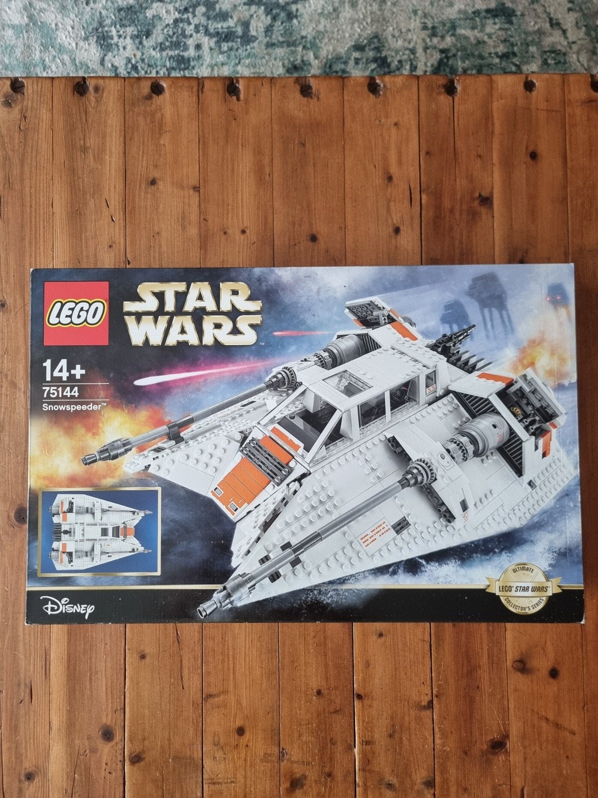 LEGO Star Wars 75144 Snowspeeder Ultimate Collector Ser