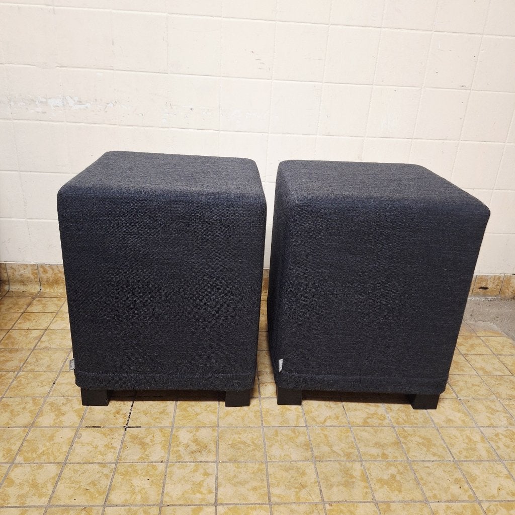2 x Hocker / Poef / Voetenbank van Auping, Ophalen, Minder dan 50 cm, Design / Modern, Www.auping.com