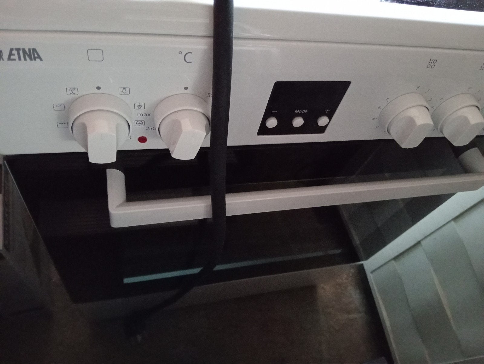 ETNA Inductie Fornuis met Oven - Zo goed als nieuw, Witgoed en Apparatuur, Fornuizen, 60 cm of meer, Zo goed als nieuw, Inductie