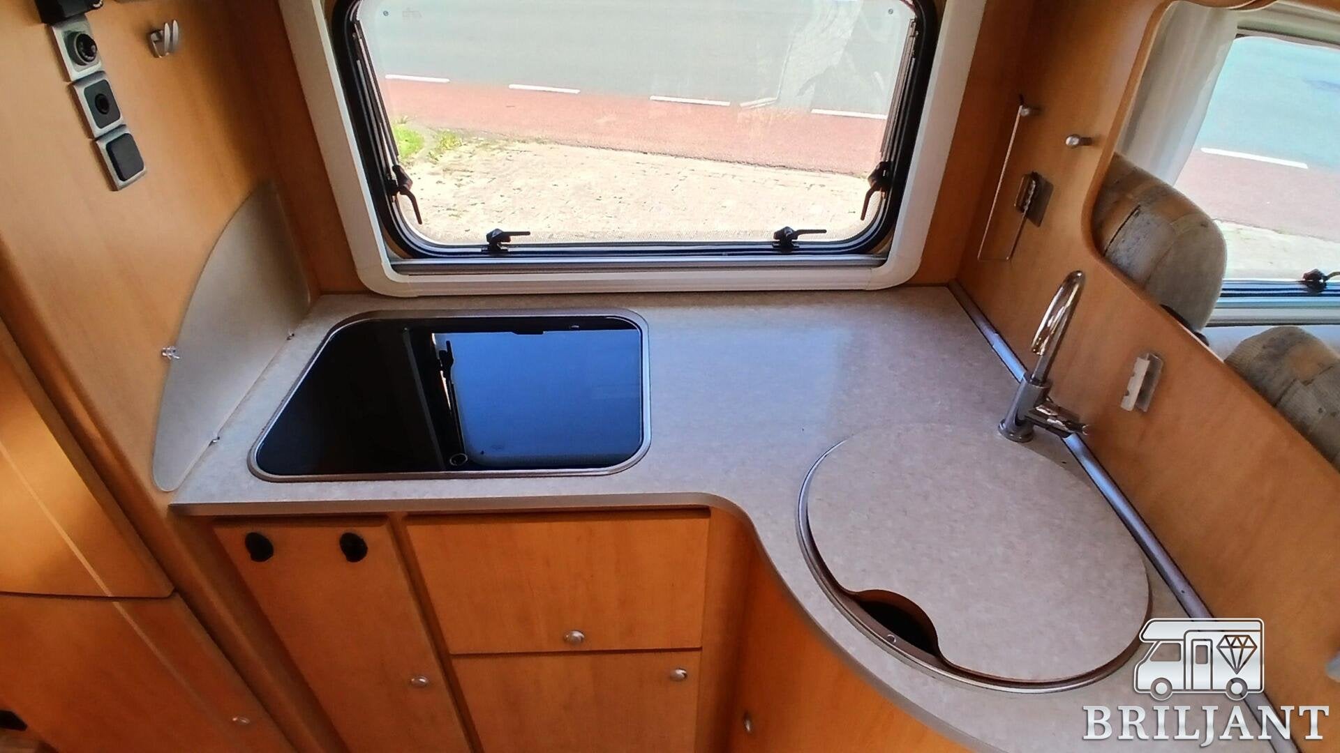 Foto 16 van Fiat HYMER B-664.. 2007 model C1