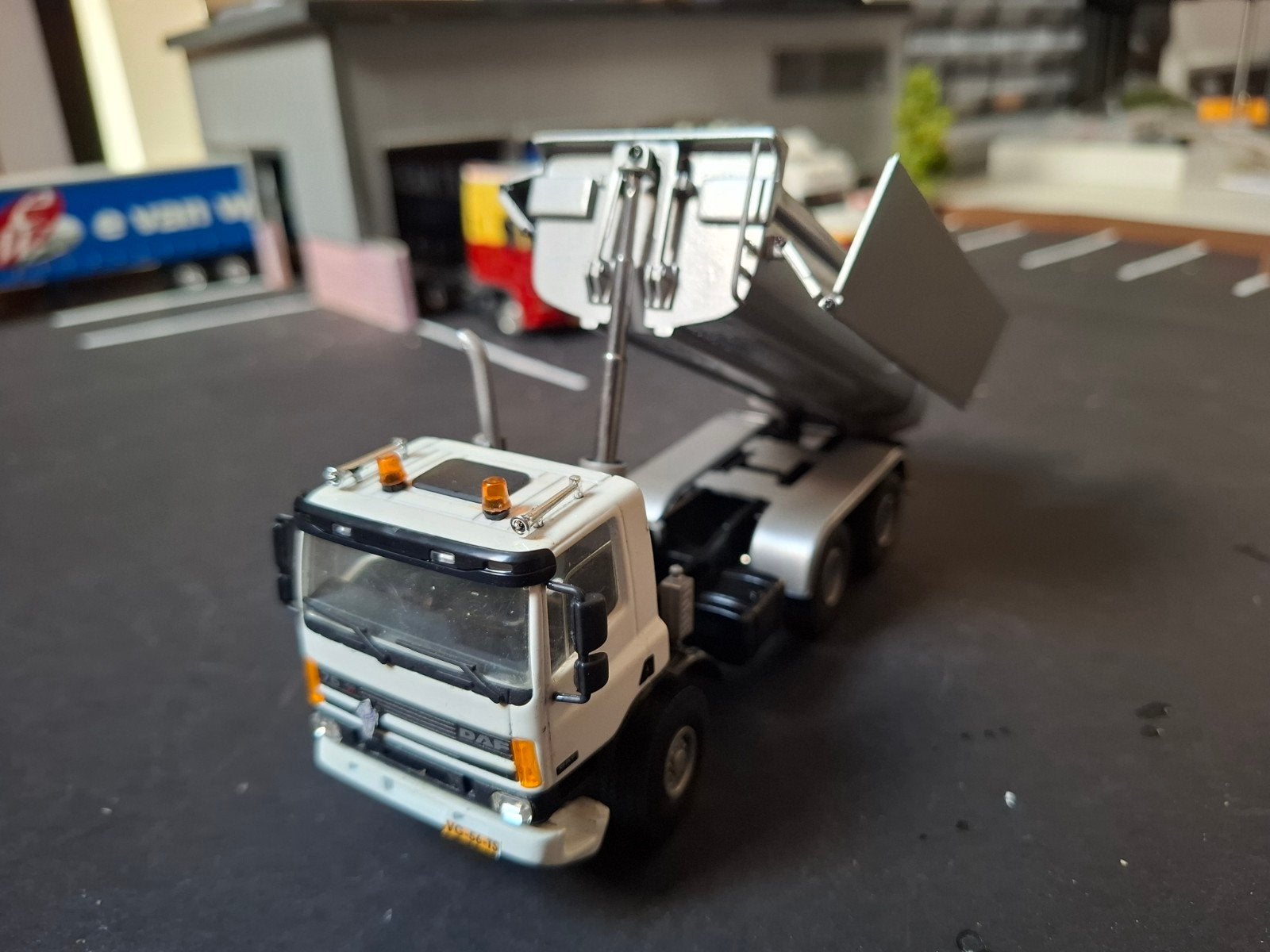Daf cf kipper, Ophalen of Verzenden, Bus of Vrachtwagen, Lion Toys