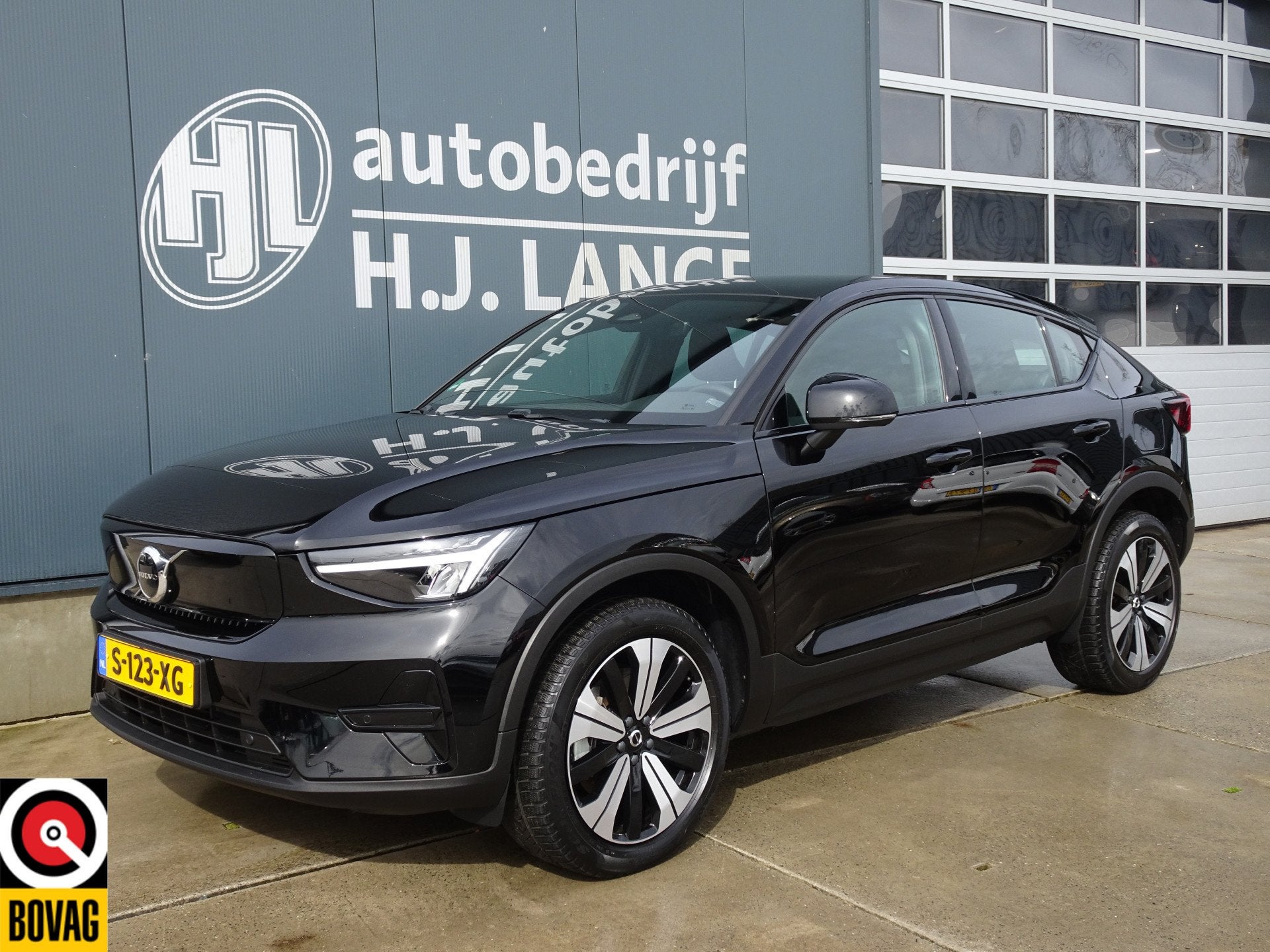 Volvo C40 Recharge Core 69 kWh SOH 95% (bj 2023, automaat), Auto's, Volvo, Stof, Zwart, Zwart, 420 min