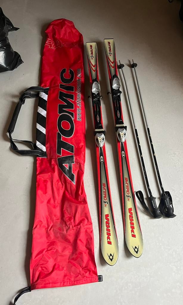 Ski’s met hoes, 160 tot 180 cm, Ophalen of Verzenden, Zo goed als nieuw, Atomic