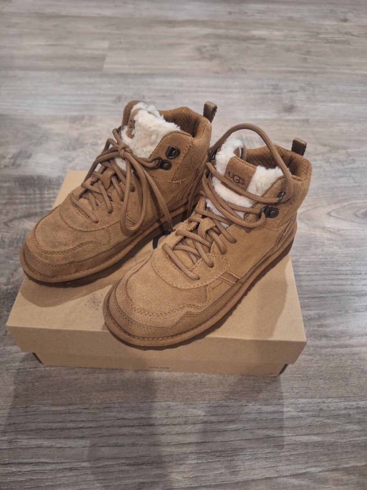 ugg schoenen, Ophalen of Verzenden, Schoentjes