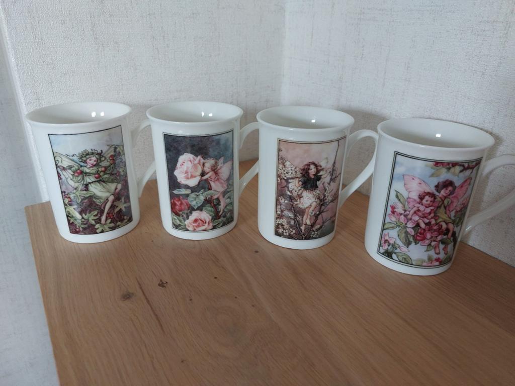 Douwe Egberts Flower Fairies 4 stuks, Huis en Inrichting, Gebruikt, Keramiek, Ophalen of Verzenden, Overige stijlen