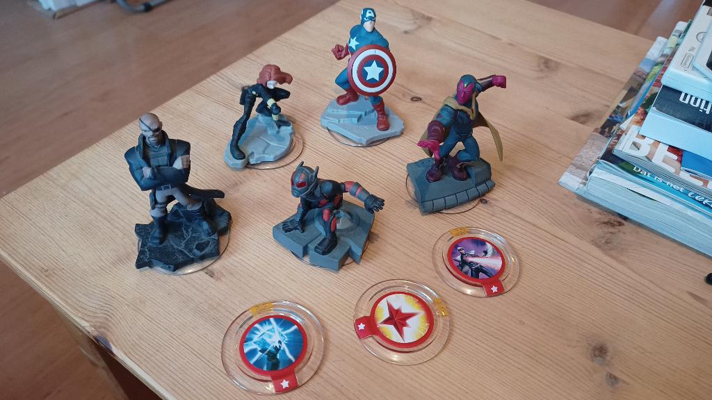 Disney Infinity figuren Marvel met power discs, Ophalen of Verzenden, Zo goed als nieuw