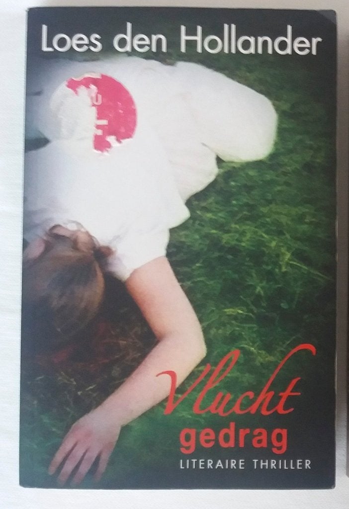 Loes den Hollander. Vlucht gedrag., Ophalen of Verzenden, Gelezen