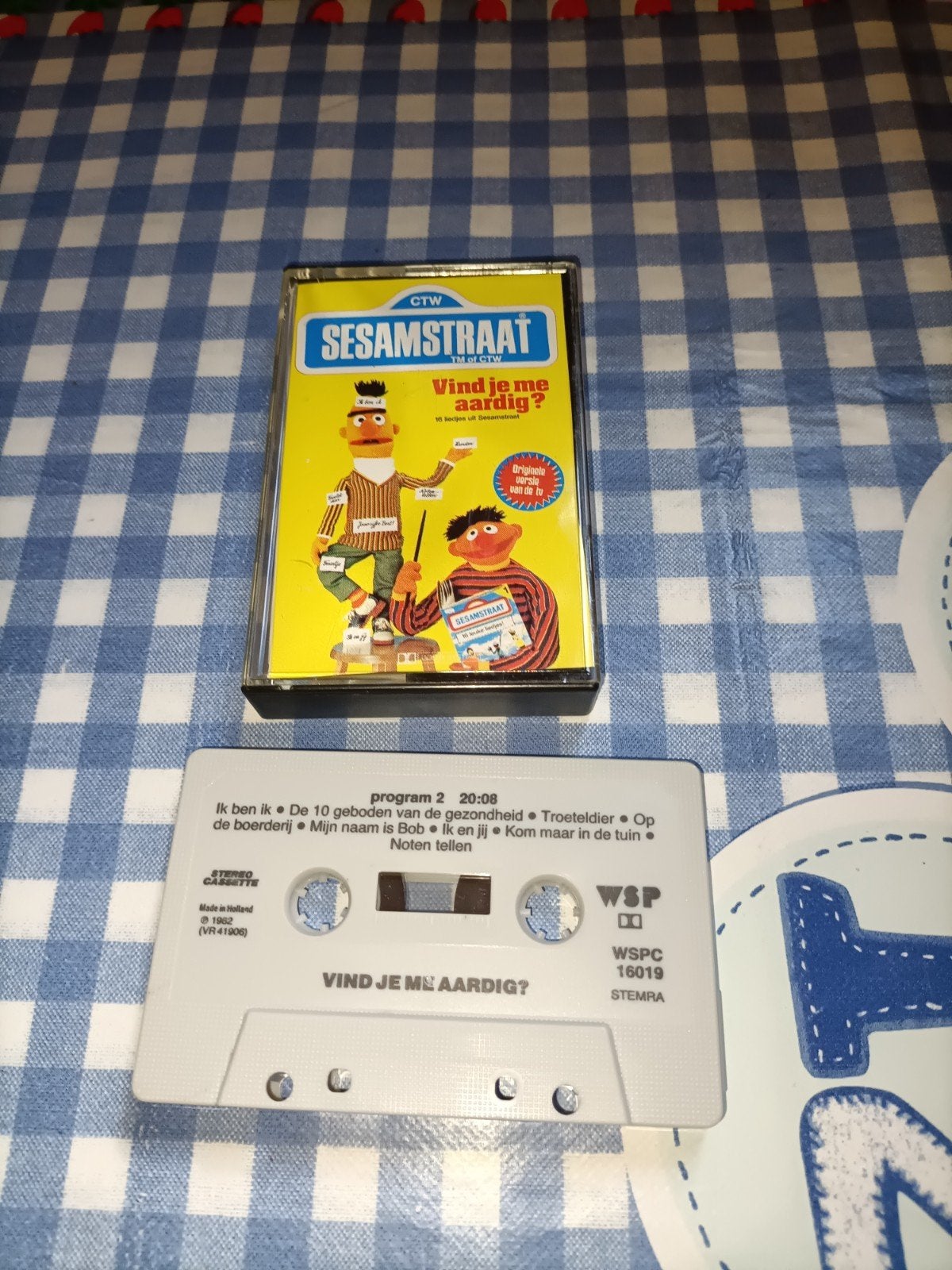 Sesamstraat - Vind je me aardig? Cassettebandje, Ophalen of Verzenden, Kinderen en Jeugd, 1 bandje