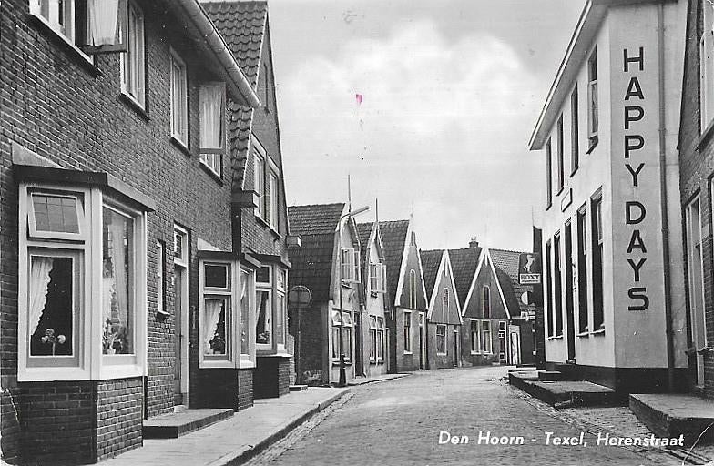 AK Texel, Den Hoorn - Herenstraat, Verzenden, 1960 tot 1980, Gelopen, Waddeneilanden