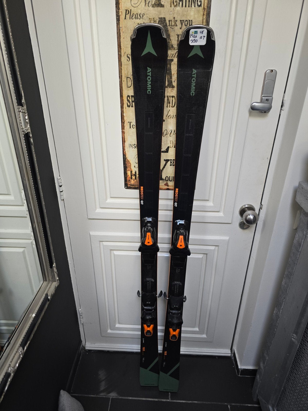 168cm ATOMIC REDSTER Q7 REVOSHOCK 25/26 ALL SNEUW, 160 tot 180 cm, Ophalen of Verzenden, Zo goed als nieuw, Carve