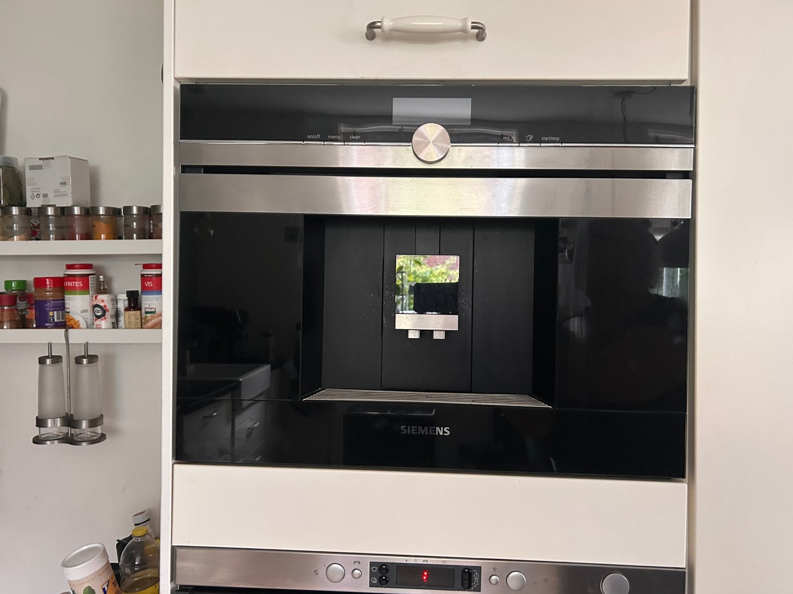 Koffiezetapparaat, Ophalen, Gebruikt, 10 kopjes of meer, Koffiemachine