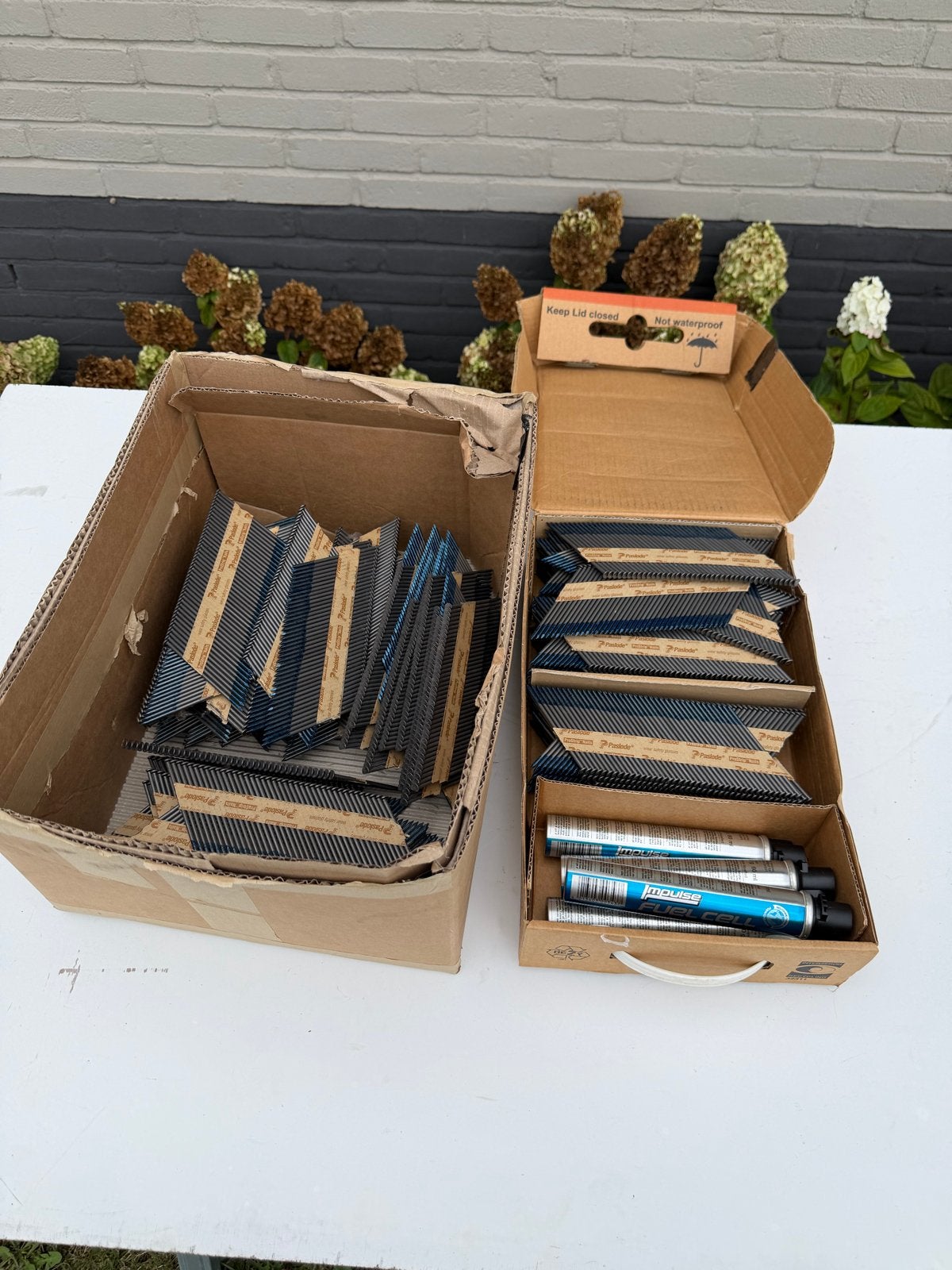 Paslode Spijkers 3.1 x 90 mm 5800 stuks + 4 gaspatronen, Ophalen of Verzenden, Gebruikt, 50 tot 100 mm, Spijkers
