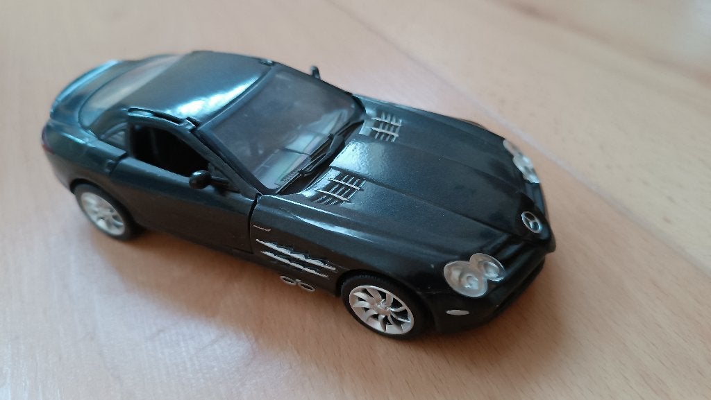 Mercedes SLR McLaren 1:34 donker antraciet, Hobby en Vrije tijd, Modelauto's | 1:32, Ophalen of Verzenden, Nieuw, Auto, Overige merken