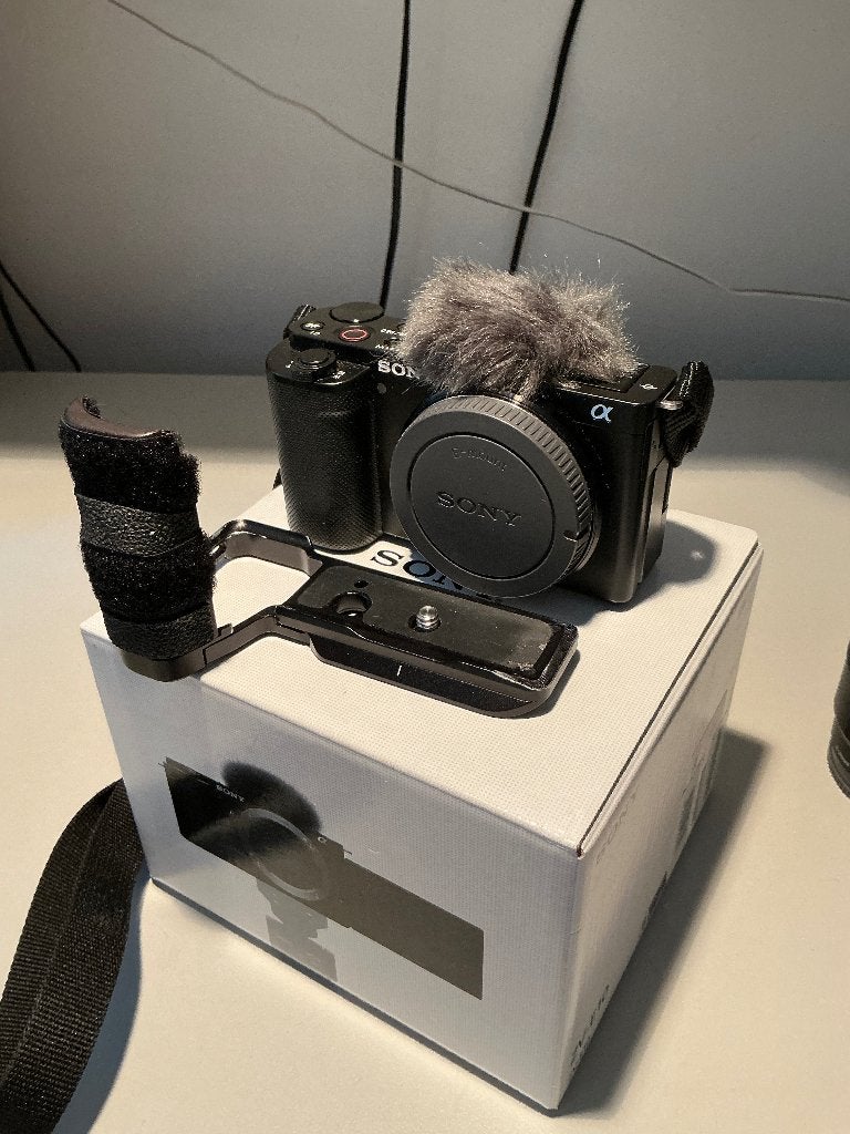 Sony ZV-E10, Ophalen of Verzenden, Zo goed als nieuw, Sony, Systeemcamera