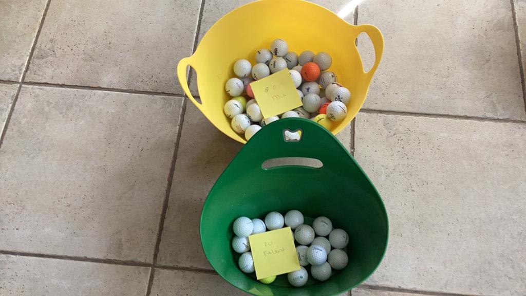 Golfballen 100 stuks, Ophalen, Zo goed als nieuw, Bal(len)