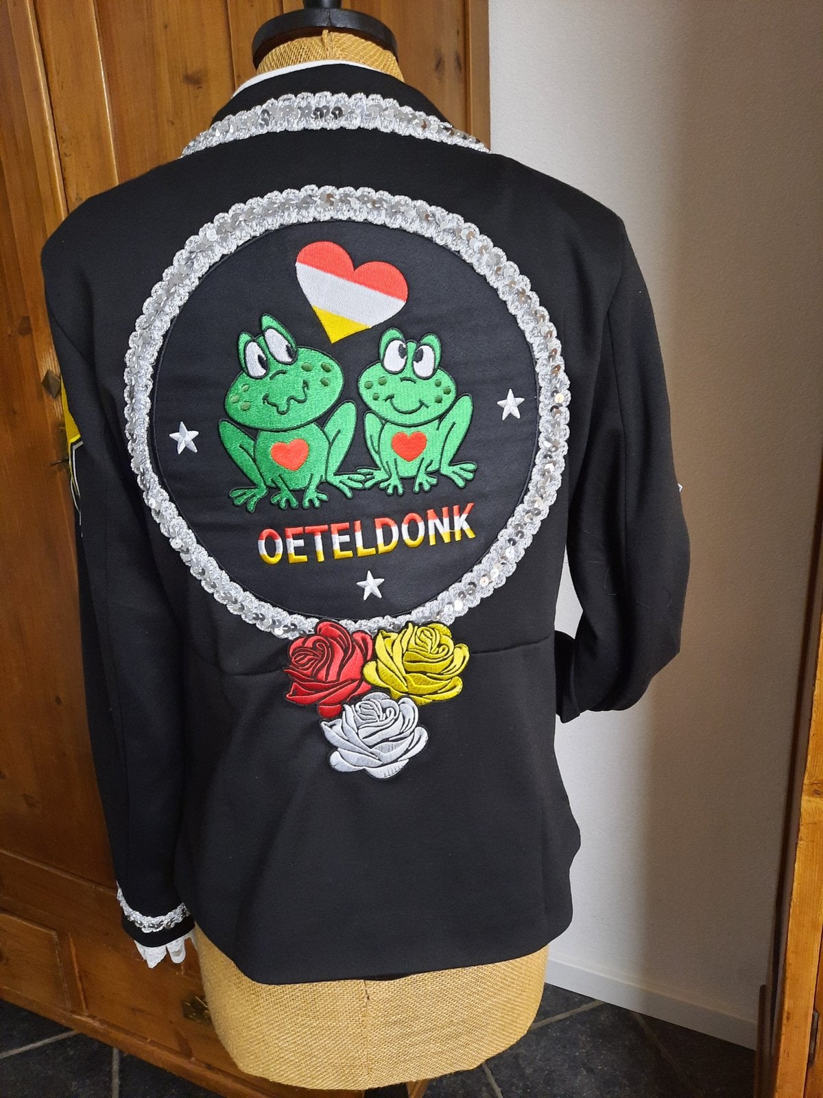 Oeteldonk carnavals jasje M, Ophalen of Verzenden, Zo goed als nieuw, Carnaval