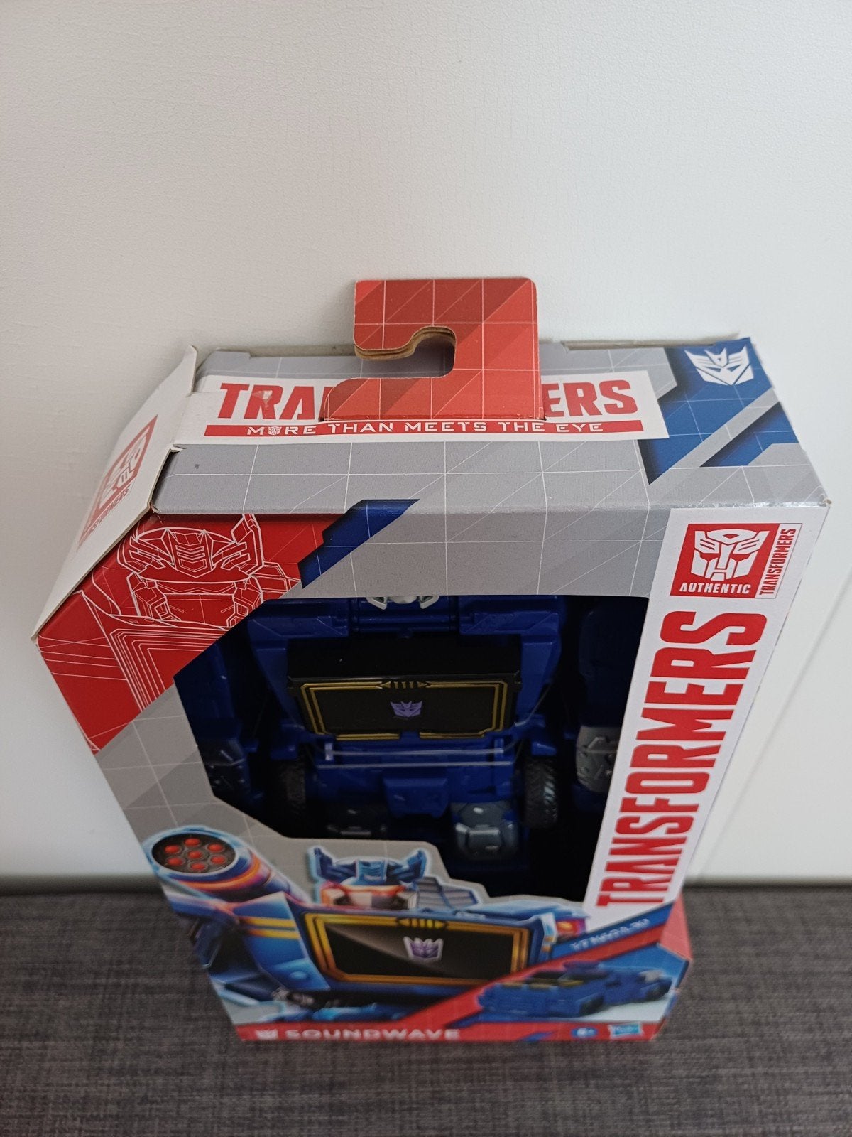 Transformers Authentics Titan Changer Soundwave, Ophalen of Verzenden, Nieuw
