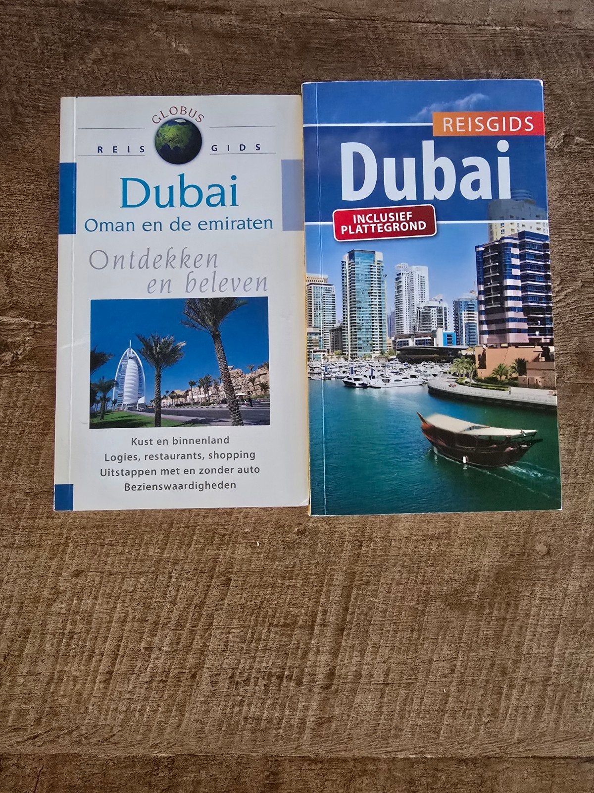2 reisgidsen over Dubai - Zo goed als nieuw, Ophalen of Verzenden