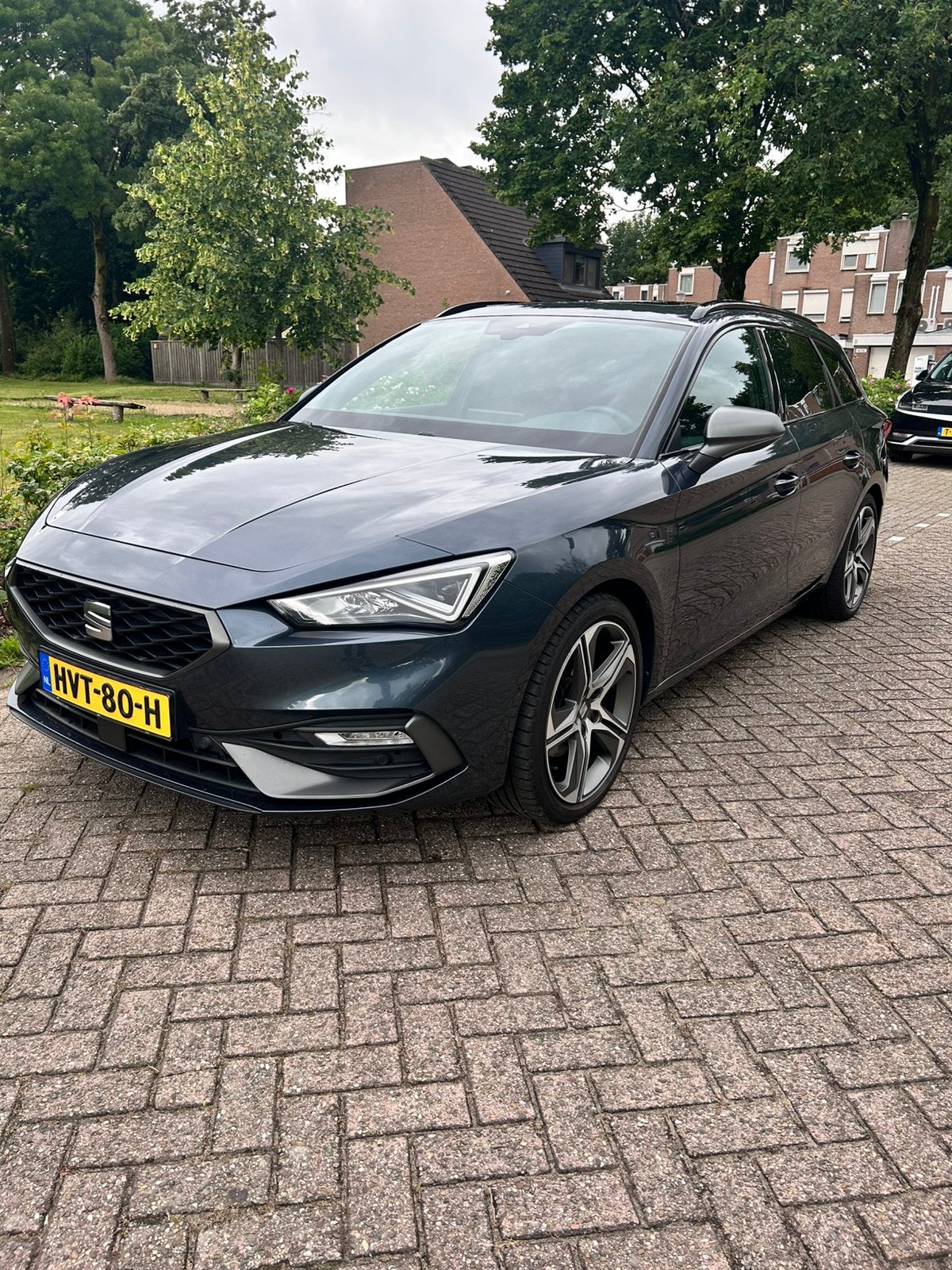 Seat Leon ST 1.5 eTSI DSG FR Pano Beats ACC, Stof, 1498 cc, 4 cilinders, 150 pk