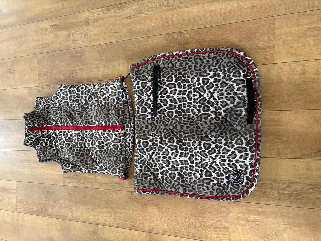 Full dressuur dekje bijpassende bodywarmer, Dieren en Toebehoren, Paarden en Pony's | Dekens en Dekjes, Full (L), Ophalen, Zo goed als nieuw