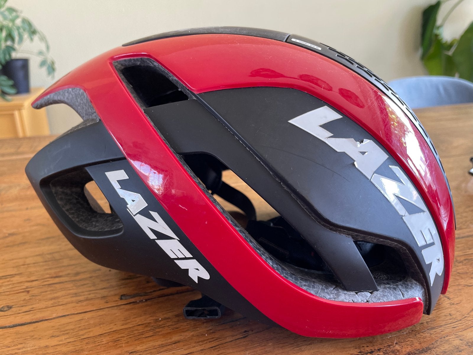 Lazer aero racefietshelm rood/zwart, Fietsen en Brommers, Fietsaccessoires | Fietshelmen, Ophalen of Verzenden, Gebruikt, Overige maten