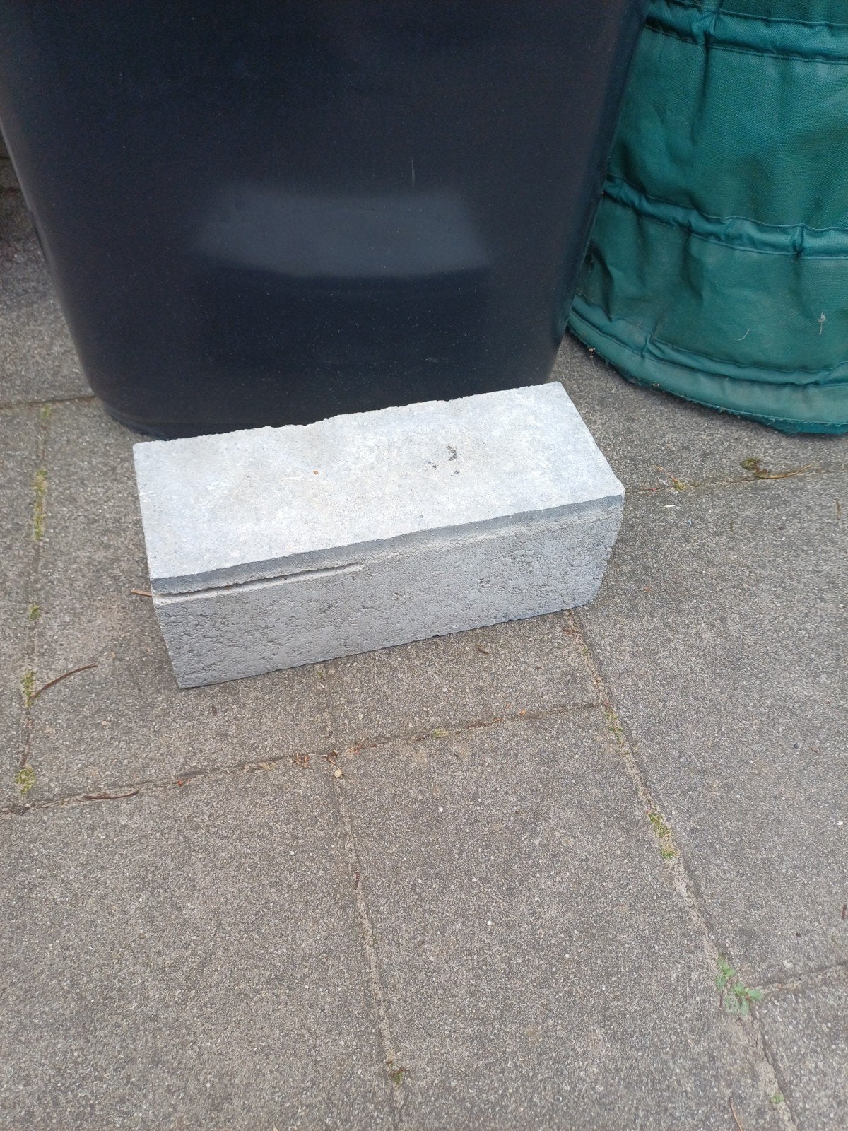 Betonblokken voor diverse toepassingen, Ophalen