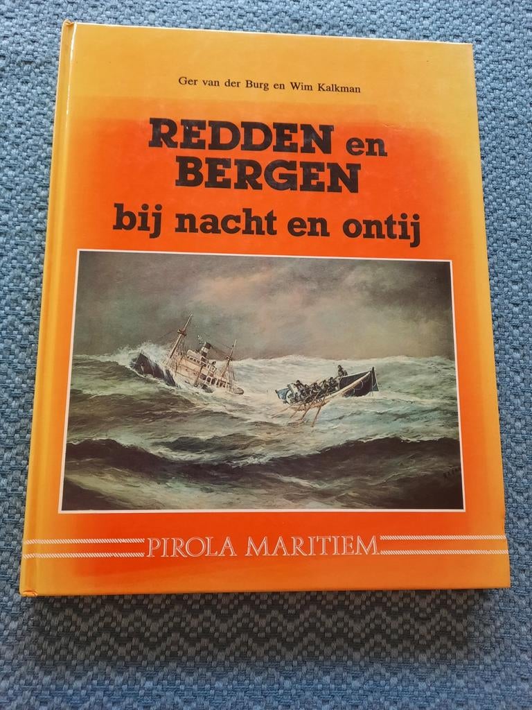 Redden en Bergen bij Nacht en Ontij - Ger van der Burg, Boeken, Ophalen of Verzenden