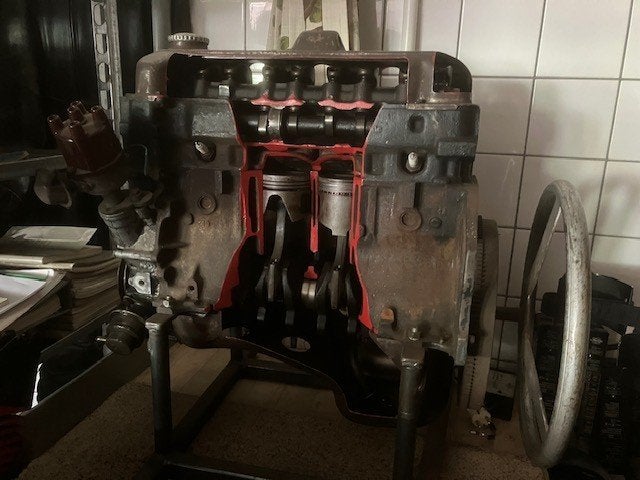 Opengewerkt motorblok Opel tbv instructiedoeleinden, Verzamelen, Ophalen, Gebruikt