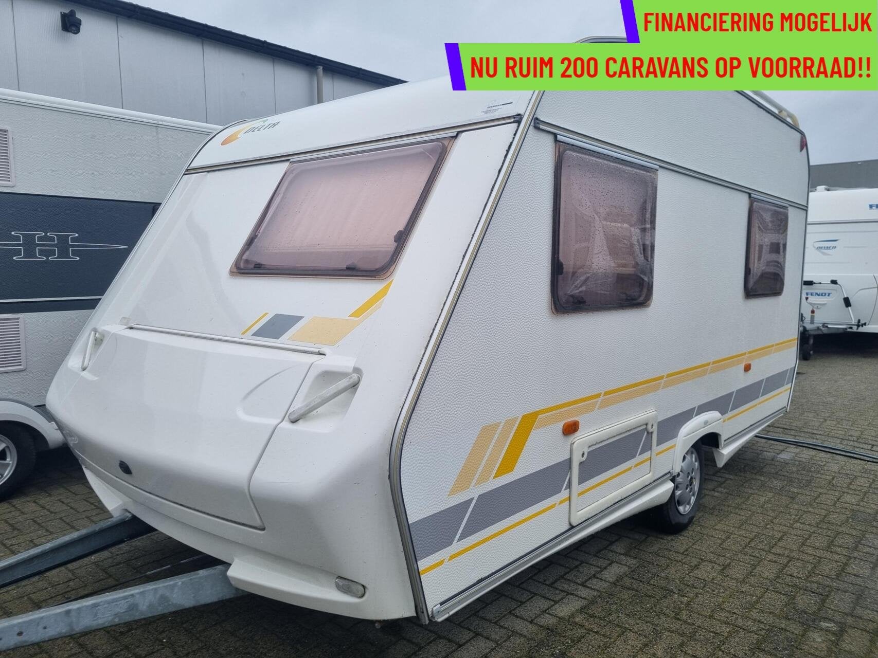DELTA EUROLINER 3900 FB FRANSBED + VOORTENT + EINDKEUKEN, Caravans en Kamperen, Caravans, Serviceluik, Bedrijf, 750 - 1000 kg