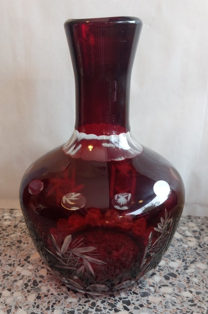 Ronde geslepen Vaas / Karaf Bohemian Rood Kristal, Ophalen of Verzenden, Rood, 18 cm, Glas