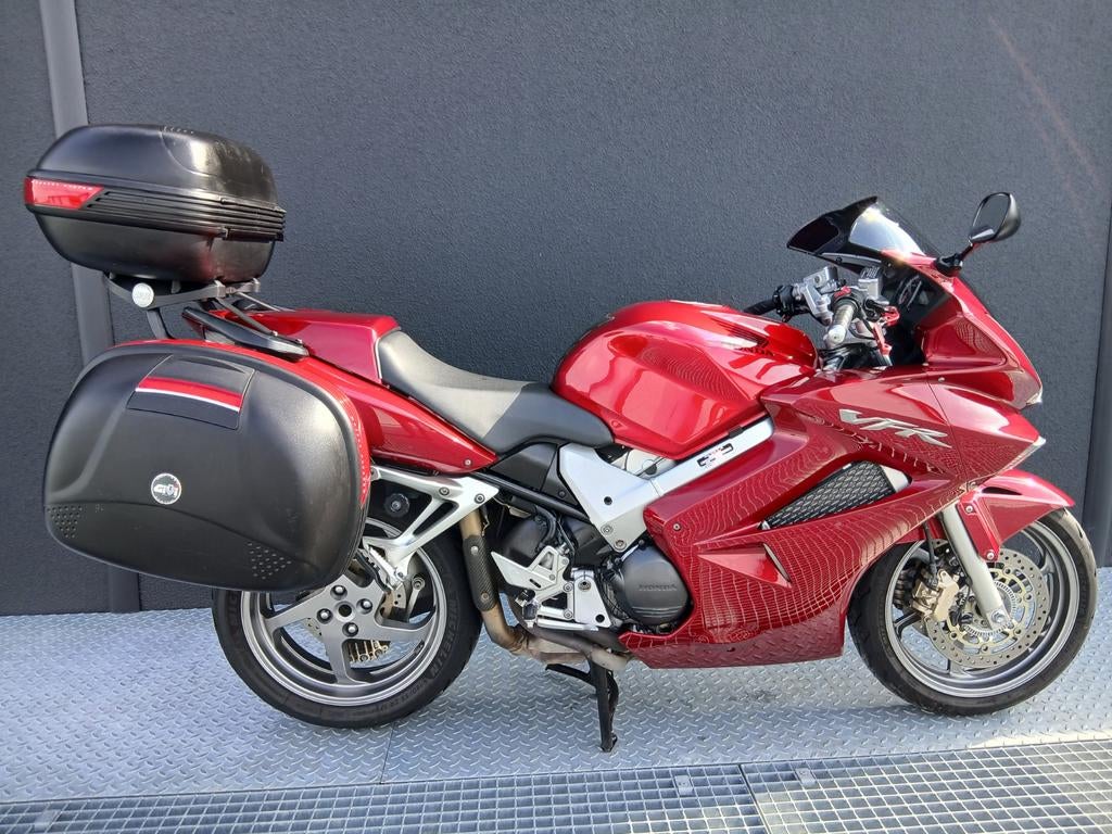 Honda VFR 800 FI (2009) Vtec, Occasion, 4 cilinders, Motorrijbewijs A, Particulier