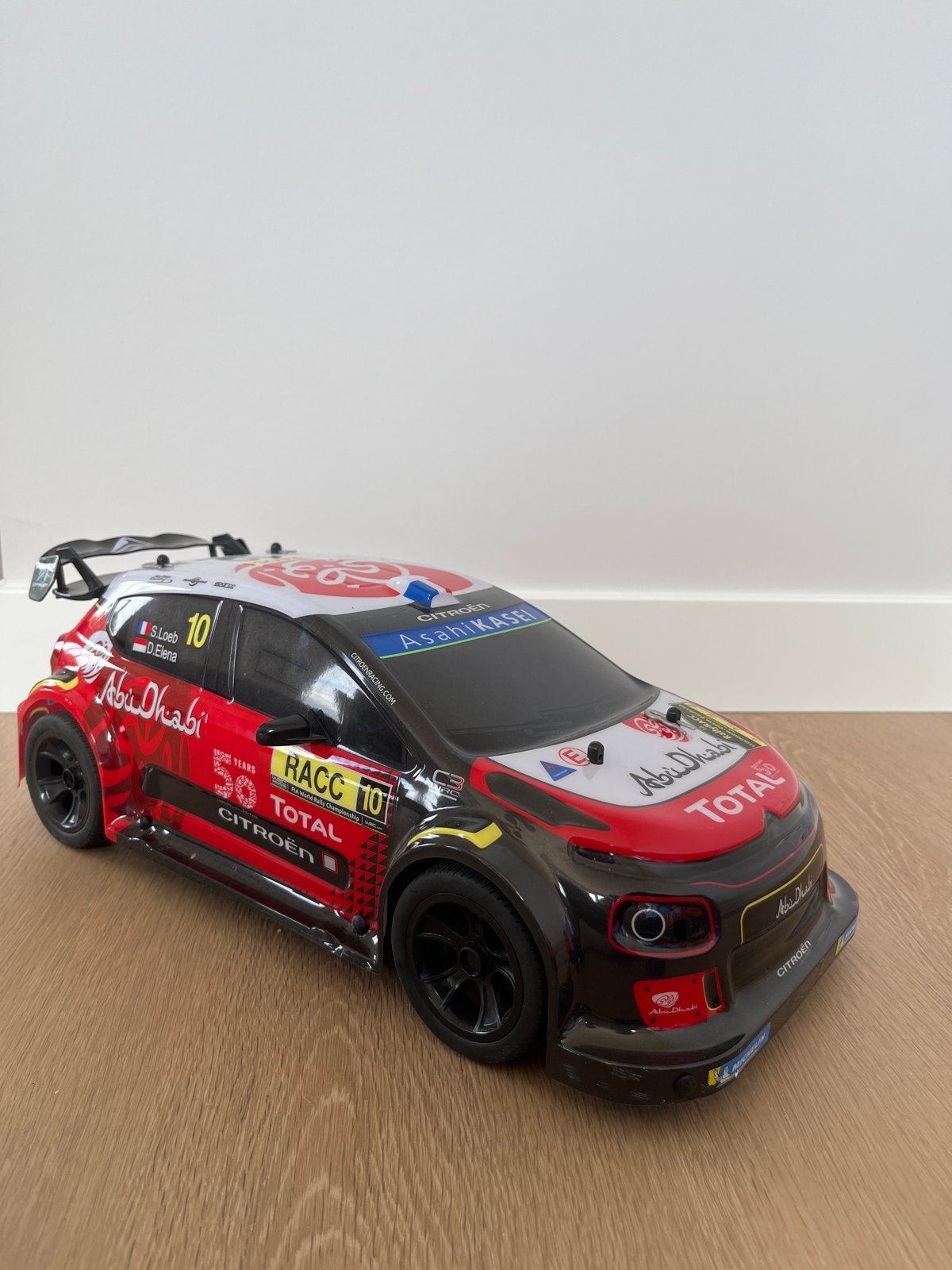 Citroën RC auto met afstandsbediening en batterijen, Elektro, Ophalen of Verzenden, Zo goed als nieuw, Auto onroad