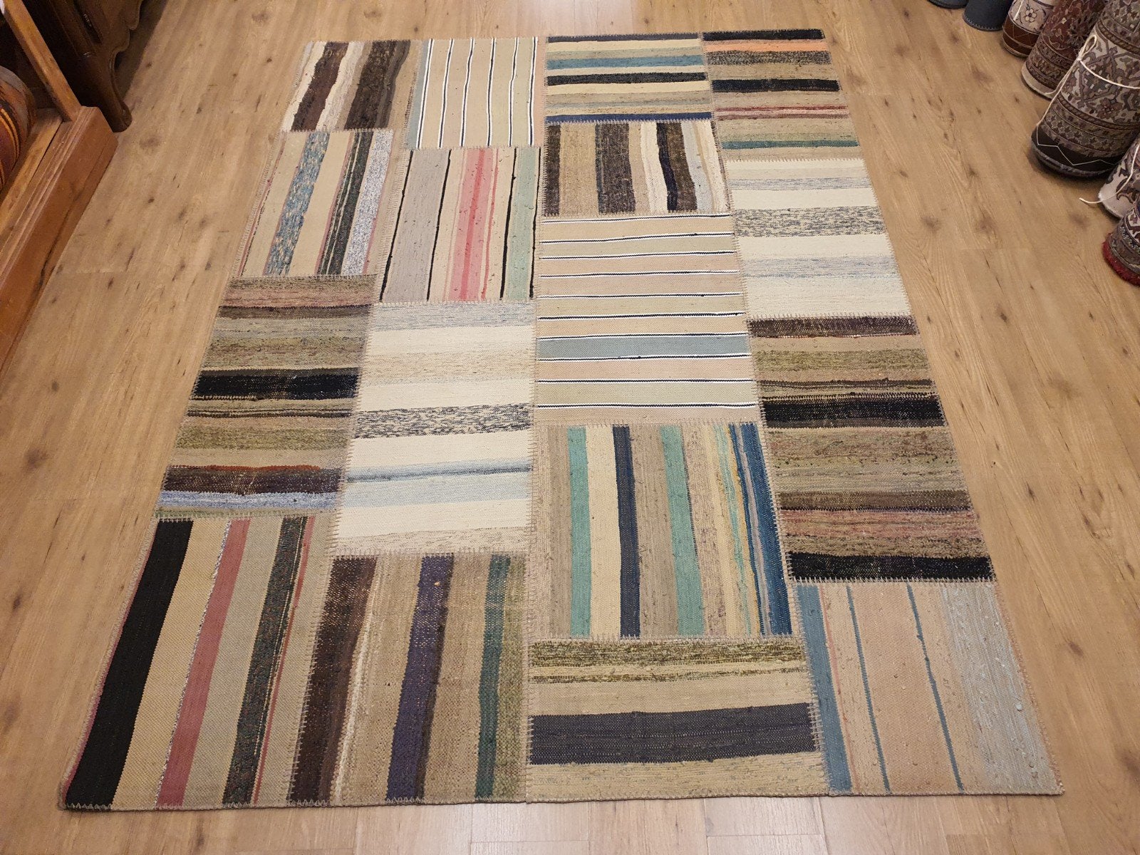 Vintage handgeweven oosters tapijt patchwork 240x170, Info@SlatsAntiek.nl, Groen, 150 tot 200 cm, Vof Slats Antiek