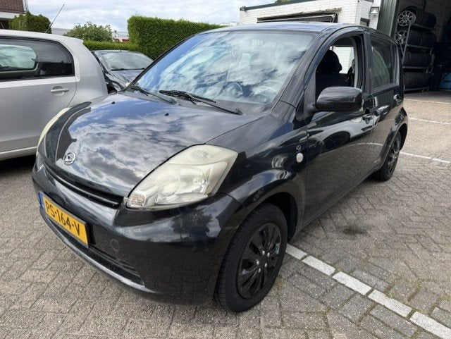 Daihatsu Sirion 2 1.3-16V Comfort, Auto's, Voorwielaandrijving, Stof, Gebruikt, 31 €/maand