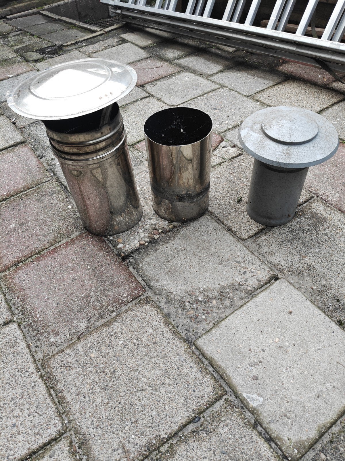 dakafvoeren RVS en PVC, Ophalen