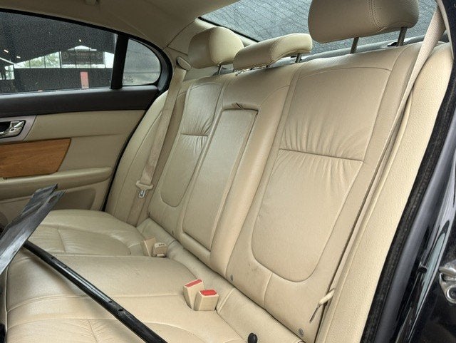 Jaguar XF 2.7D V6 Premium Luxury MOTOR DEFECT (bj 2009), Auto's, Jaguar, 1730 kg, Achterwielaandrijving, Gebruikt, 1850 kg