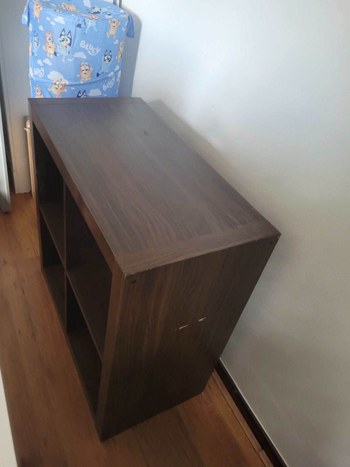 IKEA Kallax vakkenkast 2x2 - Donkerbruin, Met plank(en), Gebruikt, Minder dan 100 cm, 25 tot 50 cm