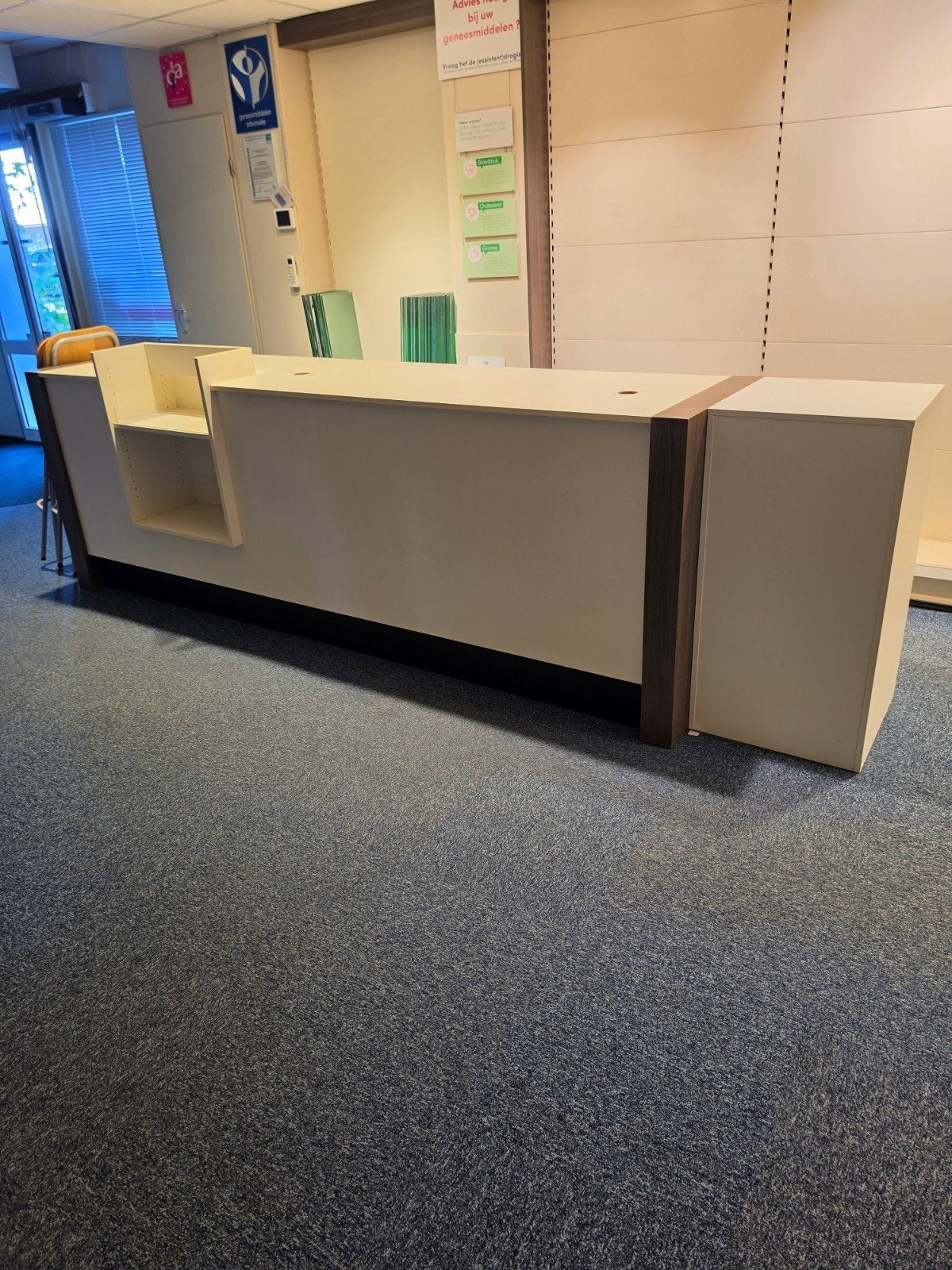 Moderne Winkel Toonbank met Opbergruimte en Lades, Ophalen, Onbekend, Onbekend, Onbekend