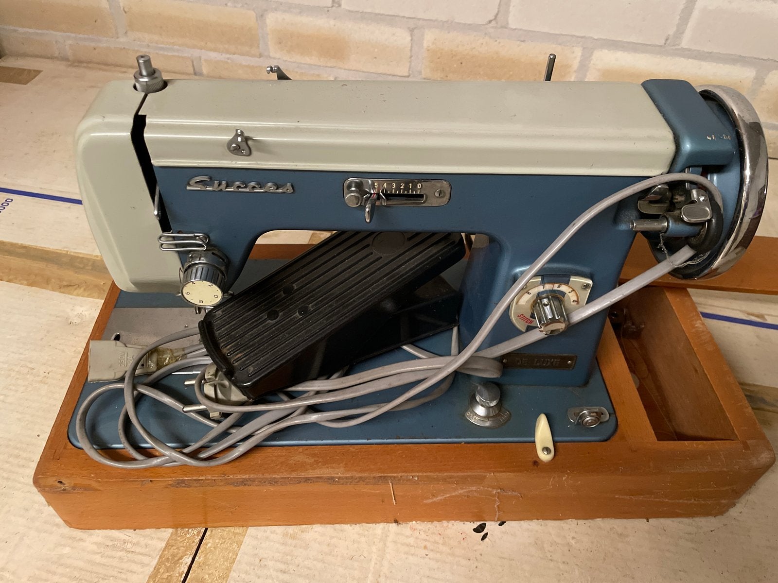 Vintage Success Naaimachine - Blauw/Wit, Goede Staat, Ophalen, Gebruikt, Naaimachine, Overige merken