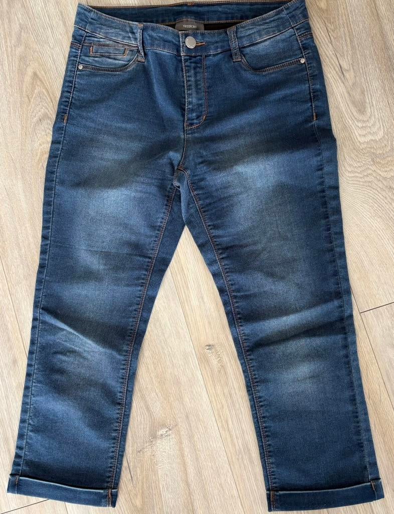 Donkerblauwe Capri Jeans van Yessica (C&A), Maat 36, Kleding | Dames, Ophalen of Verzenden, Zo goed als nieuw, Blauw