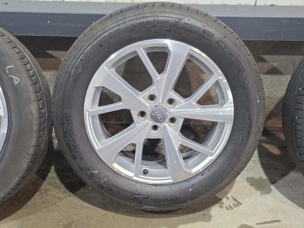 Originele Audi Q3 Velgen 18 inch met zomerbanden, Ophalen, 18 inch, Gebruikt, Banden en Velgen