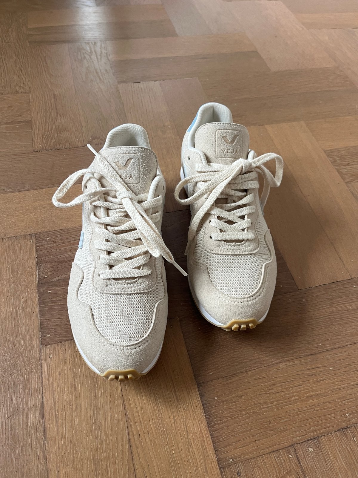 Veja sneakers maat 40, zo goed als nieuw, Ophalen of Verzenden, Zo goed als nieuw, Beige, Sneakers of Gympen