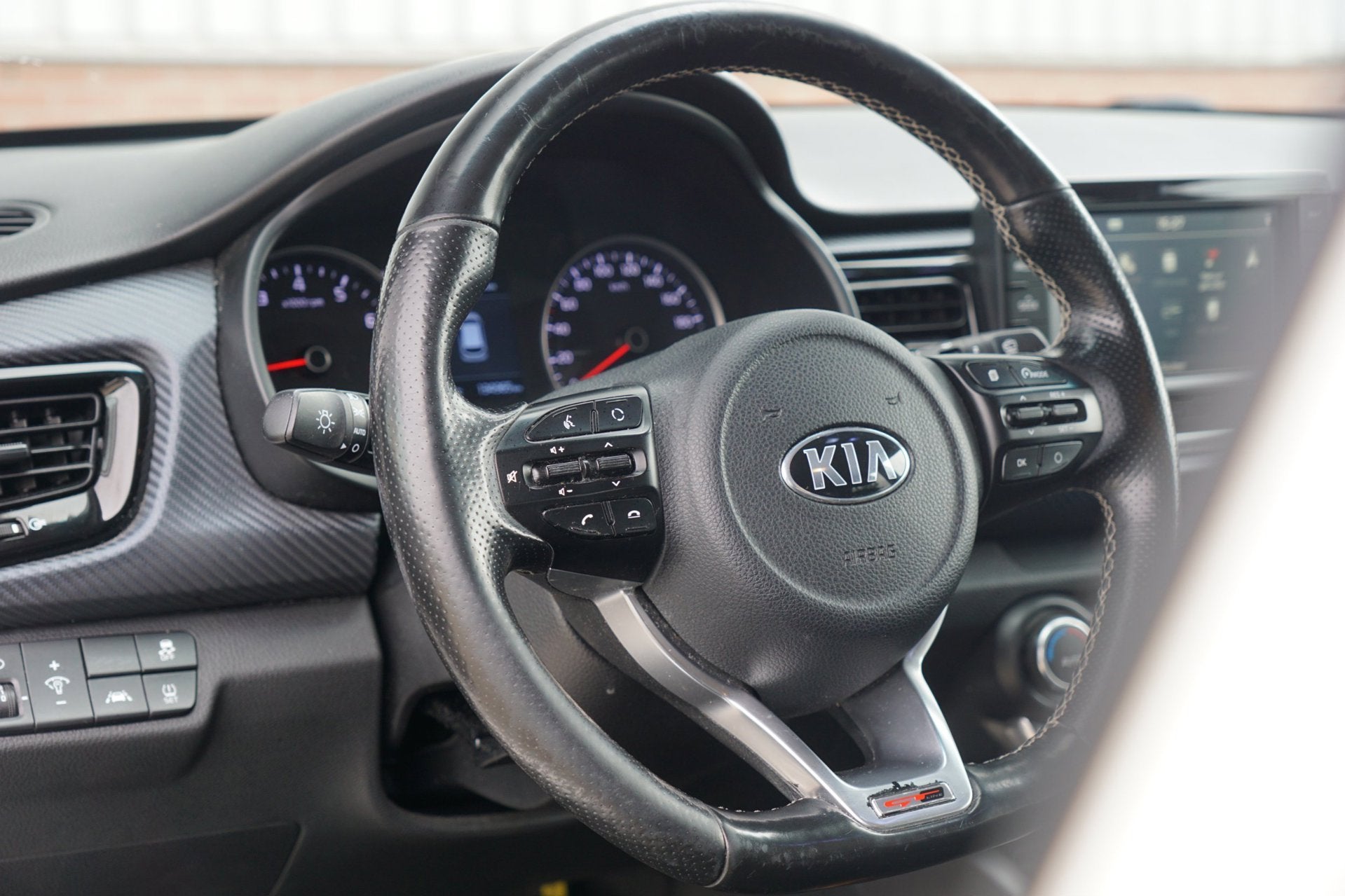 Kia Rio 1.0 TGDI GT-Line - Clear White - Led/Carplay/Camera, Auto's, Kia, Voorwielaandrijving, Gebruikt, 100 pk, Origineel Nederlands